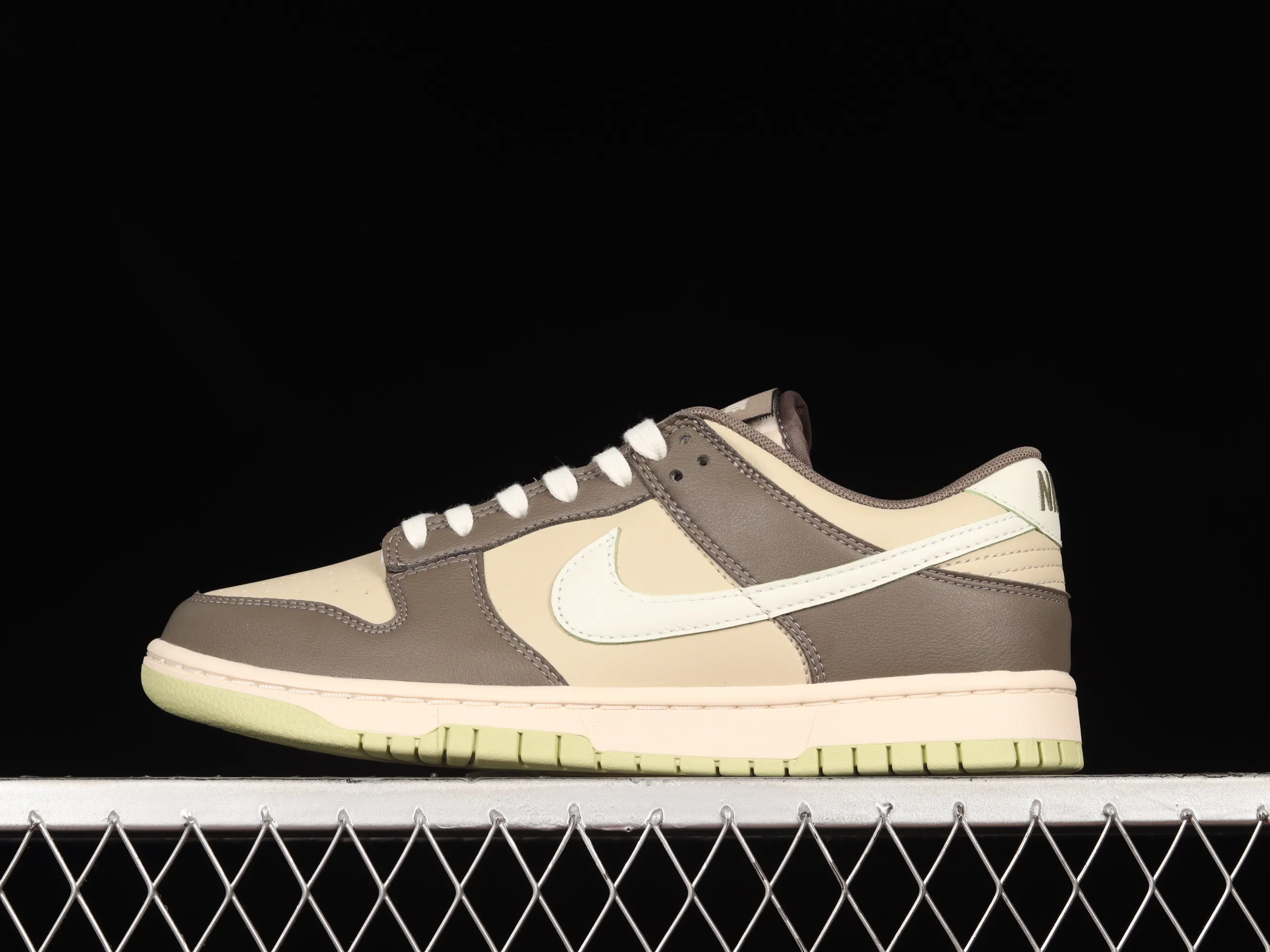 All Categories Nk SB Dunk Series Nk SB Dunk Low Low-top Sneakers Nk SB Dunk Low "Khaki" Khaki Gray SB Smashed Backboard Fashion Casual Sneakers FB4960-210